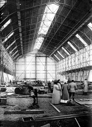 Bau der Luftschiffhalle Kln-Bickendorf 1909