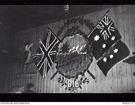 Wandgemälde mit australische Flagge an einer Wand der Fliegerstation Butzweilerhof