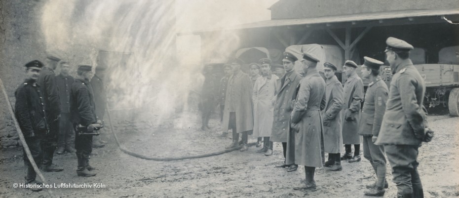 Brandbekäpfung in der Artillerie-Flieger-Abteilung 205