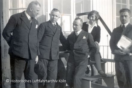 Verwaltungsmitarbeiter des Flughafen Köln Butzweilerhof