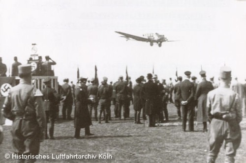 Vorbeiflug einer Junkers G 24 am 1. Internationalen Flugtag 1933 Flughafen Kln Butzweilerhof