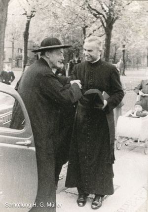 Kardinal Josef Frings und Pastor Jacob Clemens St. Engelbert Kln-Riehl
