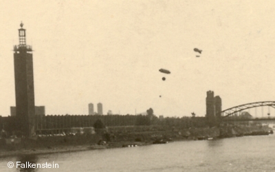 Sperrballons ber Kln-Messe und Hohenzollernbrcke