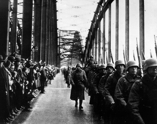 Einmarsch der Wehrmacht in das demilitarisierte Rheinland hier Kln.