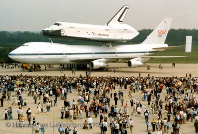 Spaceshuttle Enterprise zu Besuch auf dem Flughafen Kln Wahn